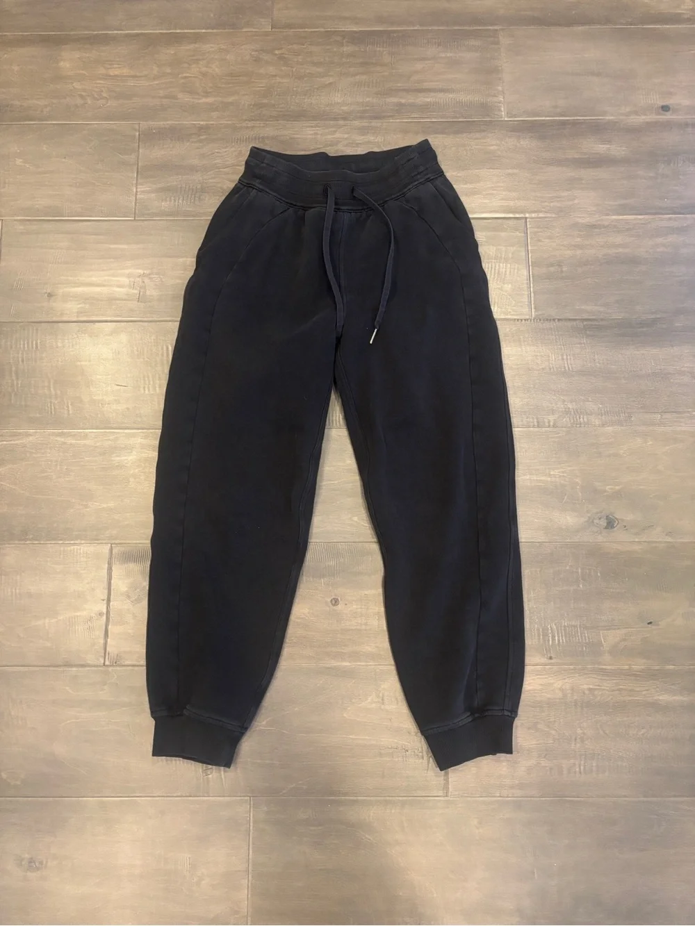 Lululemon Scuba Relaxed High-Rise Jogger Black 25” - Picture 3 of 11